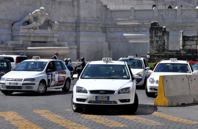 Why you should never take a taxi from Ciampino to Rome